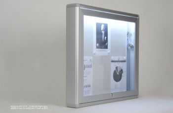 I��kl� duyuru panosu 8 A4  kapasiteli